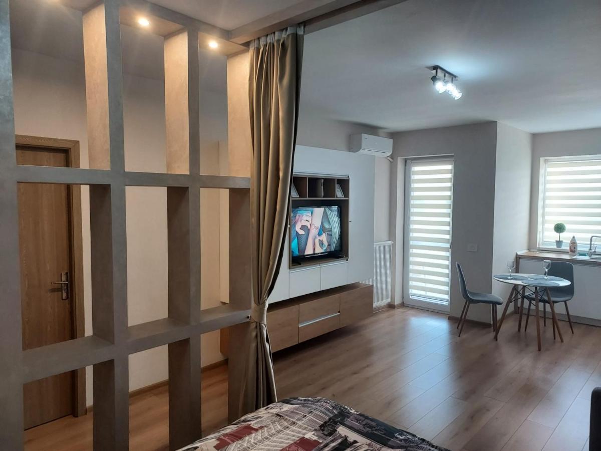 Glamour Studio Oradea Extérieur photo